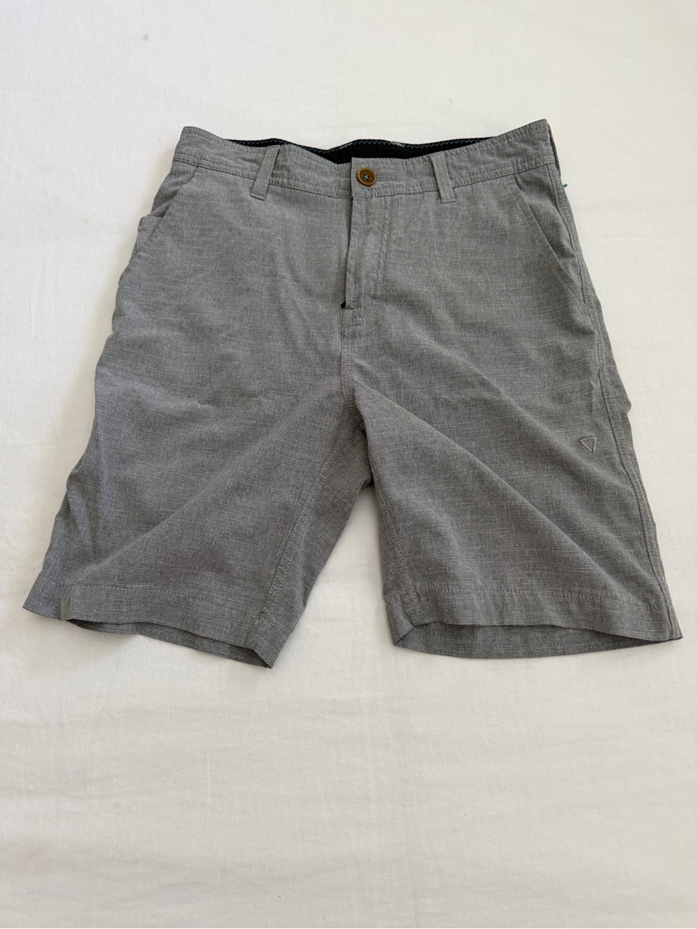 VISSLA Boys Heather Gray Flat-Front Shorts
